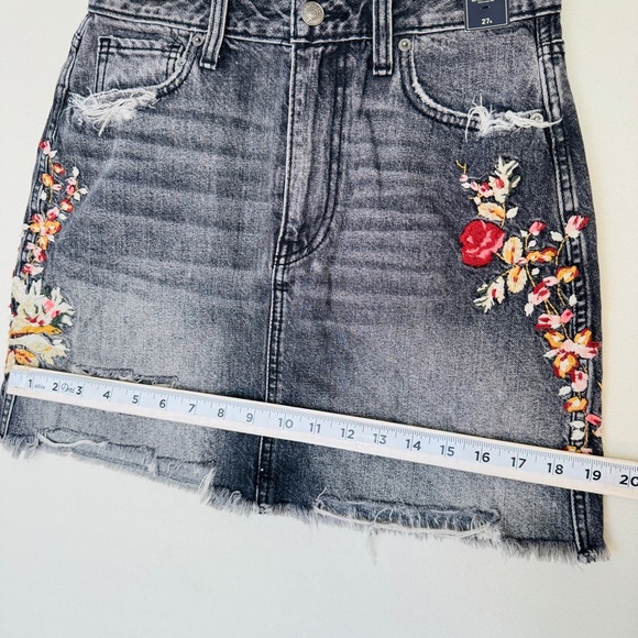 Abercrombie & Fitch Embroidered Mini Skirt Floral Sz 27 Casual Summer Western - Picture 4 of 9
